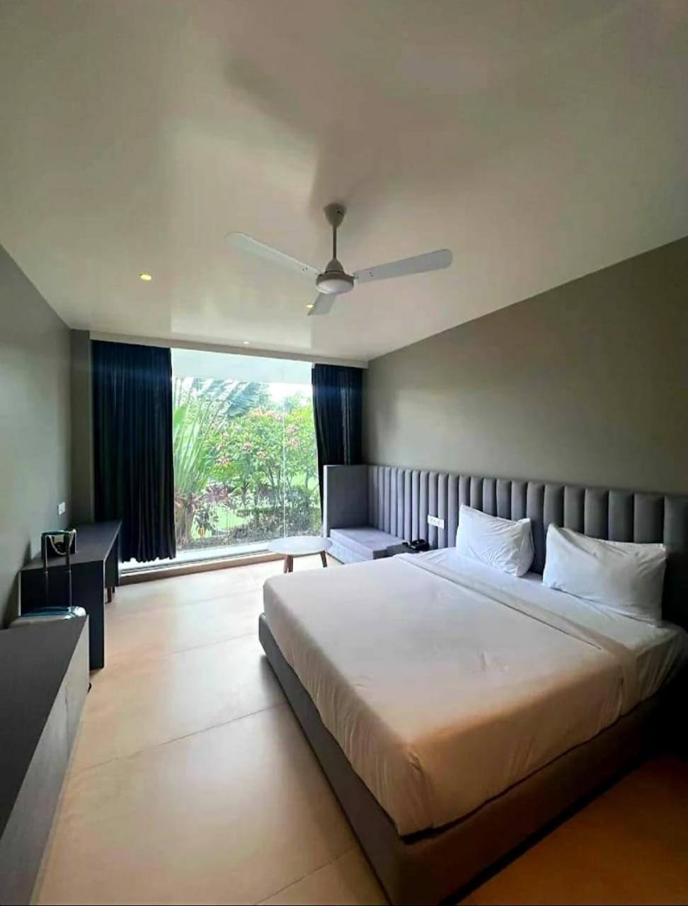The Democracy Hotel & Resorts Nashik Luaran gambar